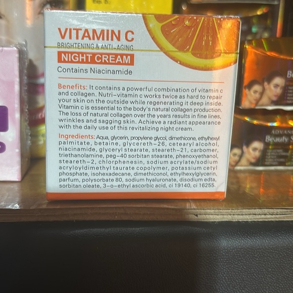 DR Rashel Vitamin C Night cream - Picture 2 of 2